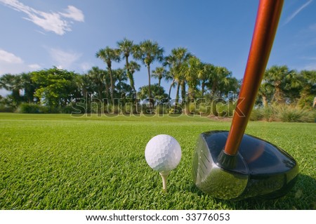 golf ball on tee. stock photo : golf ball on tee