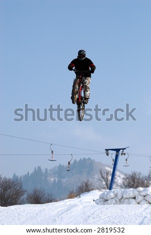 Extreme biker fly on big air