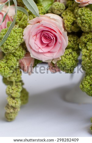flowers for wedding table