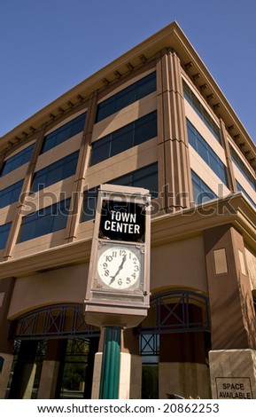 town center clock on main street in the downtown arts district of Main Street Arts District 289x470 town center clock on main street in the downtown arts district of Main Street Arts District 289x470