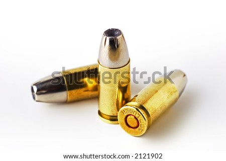 stock-photo--mm-luger-ammunition-2121902.jpg