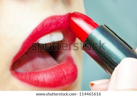 An image of pink lips