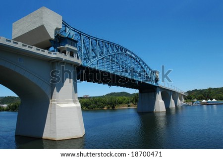 Walnut Street Bridge across Tennessee River