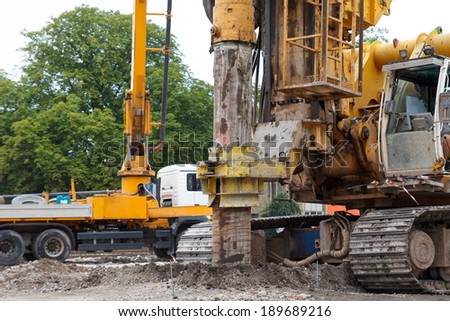 building house foundations with bore pile machine