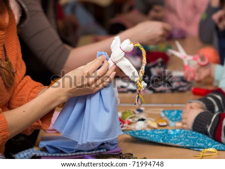 Russian folk crafts. Making rag doll Vesnyanka