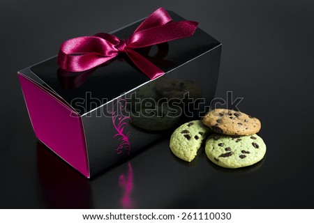 Chocolate chip cookies isolated on black / Chocolate chip cookie box / Chocolate chip gift box isolated on black