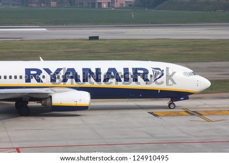 BOLOGNA, ITALY - OCTOBER 16: Ryanair aircraft taxies on October 16, 2010 at Bologna Airport, Italy. Ryanair carried 79.6 million passengers in 2012, becoming 2nd largest airline in Europe.