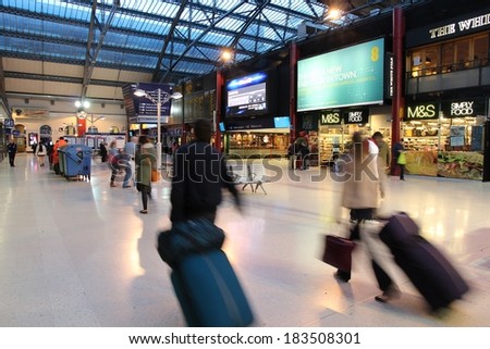 LIVERPOOL, UK - APRIL 20, 2013: People hurry at Lime Street station in Liverpool, UK. With 13.8m annual passengers (2012) it is the busiest station in Liverpool and one of 30 busiest in the UK.