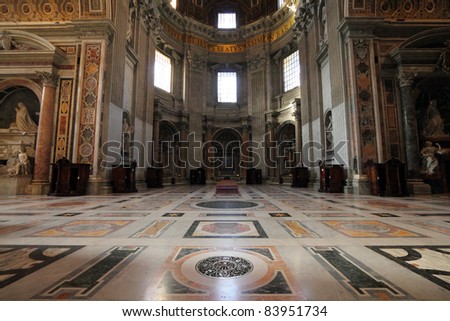 Saint Peter\'s Basilica in Vatican - interior of famous church. Beautiful baroque art.
