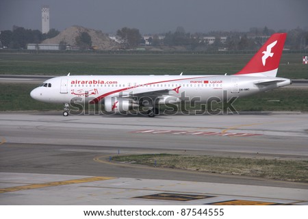 BOLOGNA, ITALY - OCTOBER 29: Airbus A320 of Air Arabia on October 29, 2009 at Bologna Airport, Italy. Air Arabia has 29 A320 in fleet and 11 more orders (Oct 2011 data).