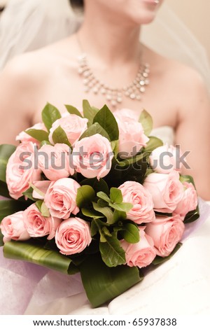 Chinese wedding bouquet with roses