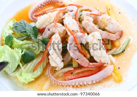 Chinese food, squid, Arctic shrimp, lettuce, Chinese salad,