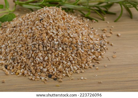 Raw Crusted Pearl Barley with herbs