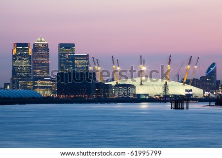 London\'s City Financial District - Canary Wharf