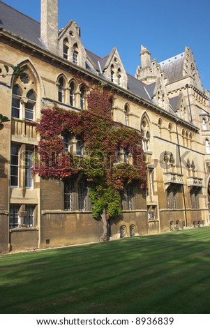 Part/ side wing of Christ Church, Oxford, UK. Christ Church is one of the colleges of Oxford University and at the same time the Cathedral church of the diocese of Oxford.