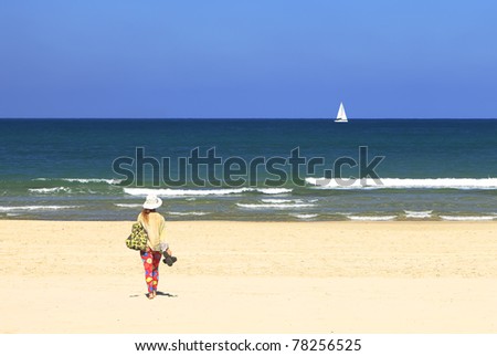 Beach Girl Yacht