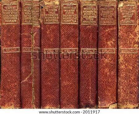Leather bound books of Shakespeare\'s plays