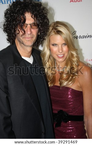NEW YORK, NY - OCTOBER 20: Howard Stern (L) and Beth Ostrosky Stern (R) attend the 2009 Angel Ball on October 20, 2009 in New York City.