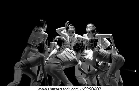 CHENGDU - DEC 14: Chinese modern dance \