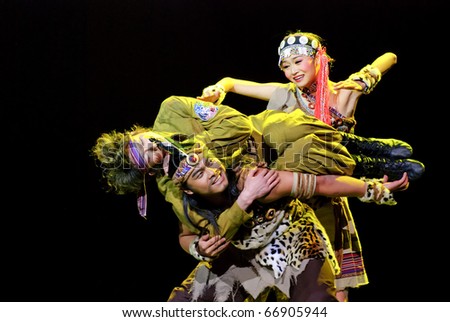 CHENGDU - DEC 10: Trios dance \