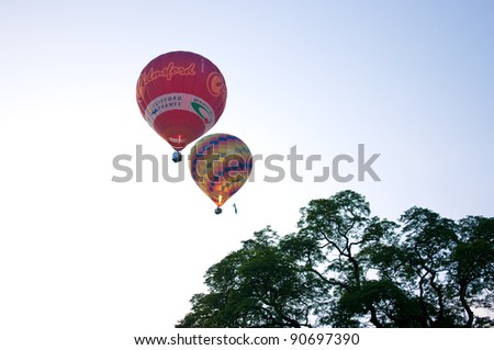 CHIANG MAI, THAILAND - NOV 26 : Balloon floating to sky during Thailand interantional balloon festival 2011 at Prince Royal\'s college in Chiang Mai, Thailand on Nov 26, 2011.