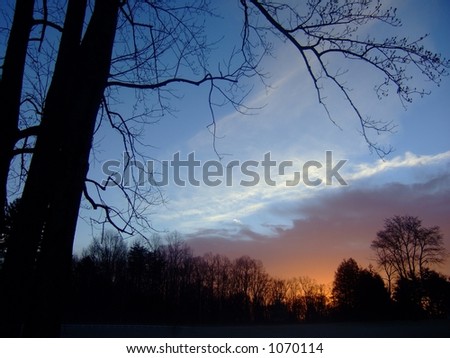 Sunrise in sky on Walden\'s Ridge, Tennessee