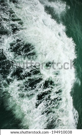 Sea in wake of boat