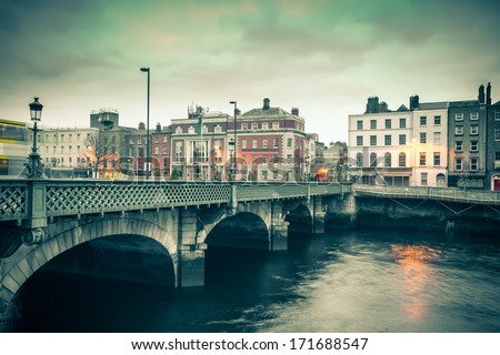 Vintage Style View Of Dublin Ireland Grattan Bridge