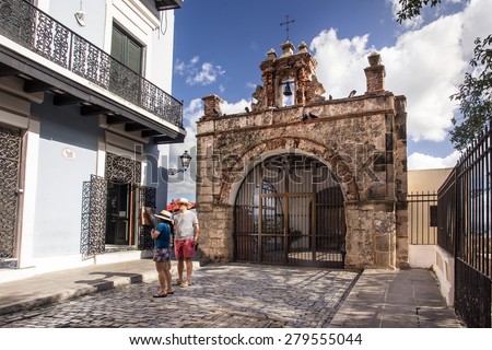 OLD SAN JUAN, PUERTO RICO - MARCH  27, 2015:  Historic street chapel in Old San Juan, Puerto Rico.