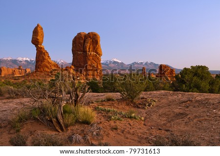 Balanced Rock. Balanced rock is rock famous formation in Arches National Park in Utah, USA.