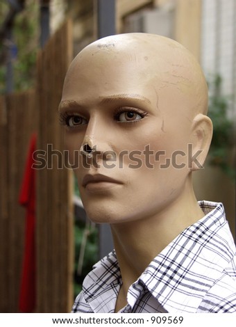 Mannequin with broken nose
