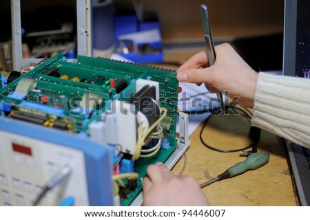 Repairing of microcircute of medical equipment with a help of tweezers