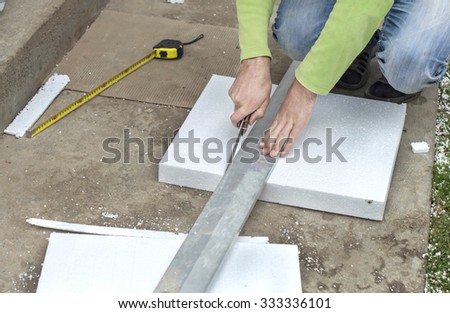Preparation of  foam plastic for installation on walls of buildings