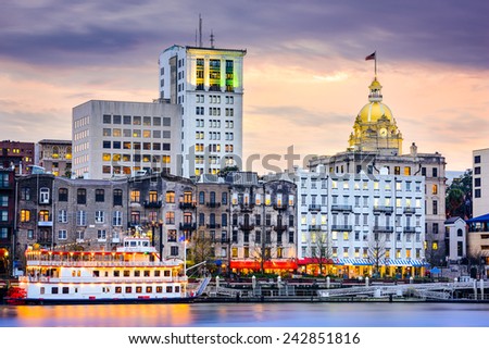 Savannah, Georgia, USA downtown skyline.
