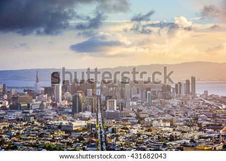 San Francisco, California, USA skyline.