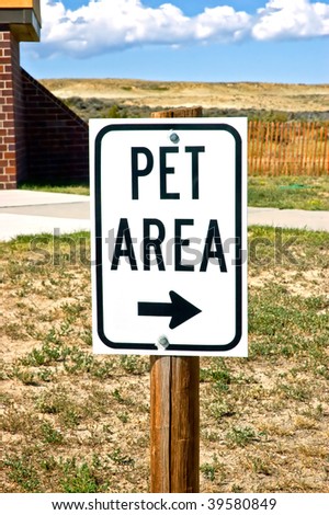 Pet Area sign at highway rest stop in rural America
