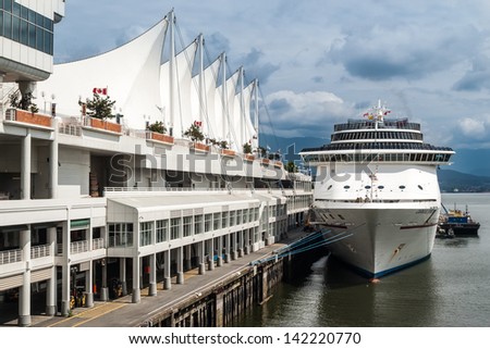 VANCOUVER, CANADA - MAY 16: Cruise Ship at Canada Place Harbor on May 16, 2007 in Vancouver, Canada. Vancouver main cruise ship terminal was built in 1927 and pavilion added in 1986.