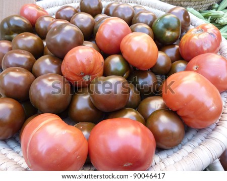 Red and brown tomatoes