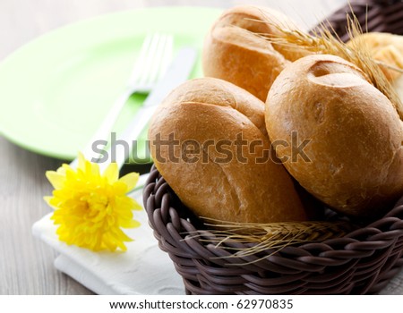breakfast roll in basket on table