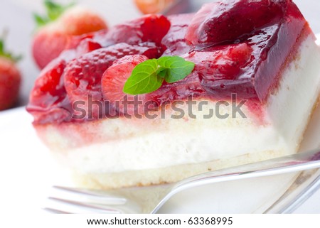 closeup of a strawberry cream cake