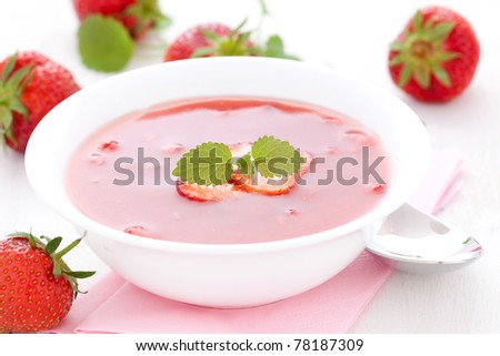 fresh strawberry cold sweet soup