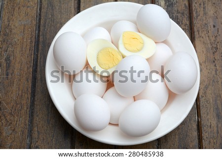 white whole eggs half boiled egg and yolk