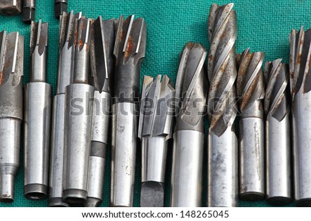 Carbide cutting tool drill bits for machining