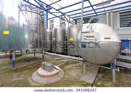 Dairy Factory Tanks for Milk Chilling and Refrigeration