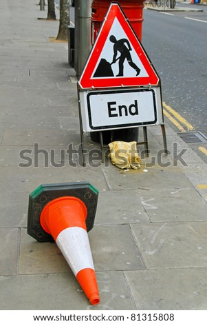 Street sign for end of road construction work
