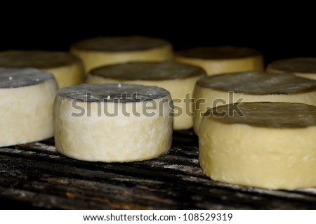 Craft of making cheese, smokehouse cheese