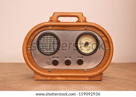 Radio, a modern replica of an old radio
