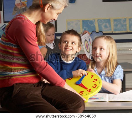 Teacher+teaching+children