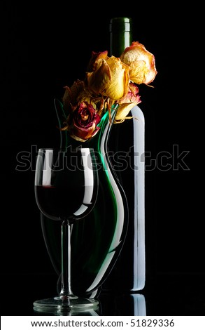 glas of wine with flowers
