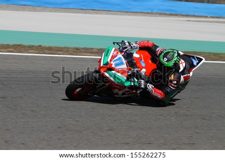 ISTANBUL - SEPTEMBER 14: Sam Lowes drives Yamaha YZF R6 of Yakhnich Motorsport Team in Supersport Qualifying Practice in Istanbul Park on September 14, 2013 in Istanbul, Turkey